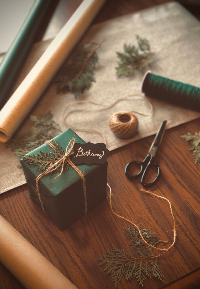 Prezent, którego nie da się kupić. Jak podarować bliskim emocje.